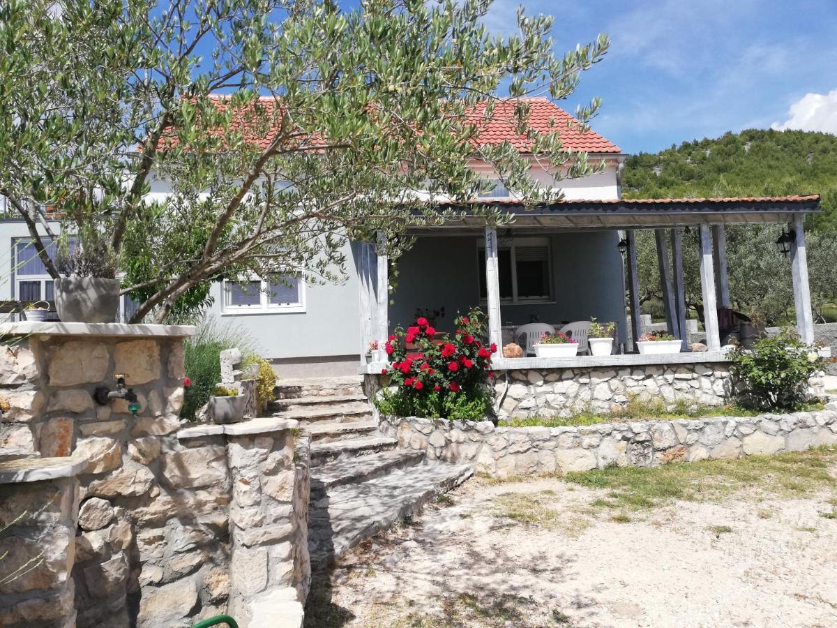 Apartmani Goga Skradin Exterior photo